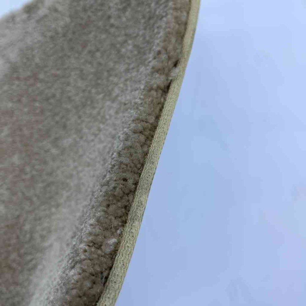 موكيت دايموند ساده سميك نوعيه ممتازه تناسب جميع الغرف لون بيج N501