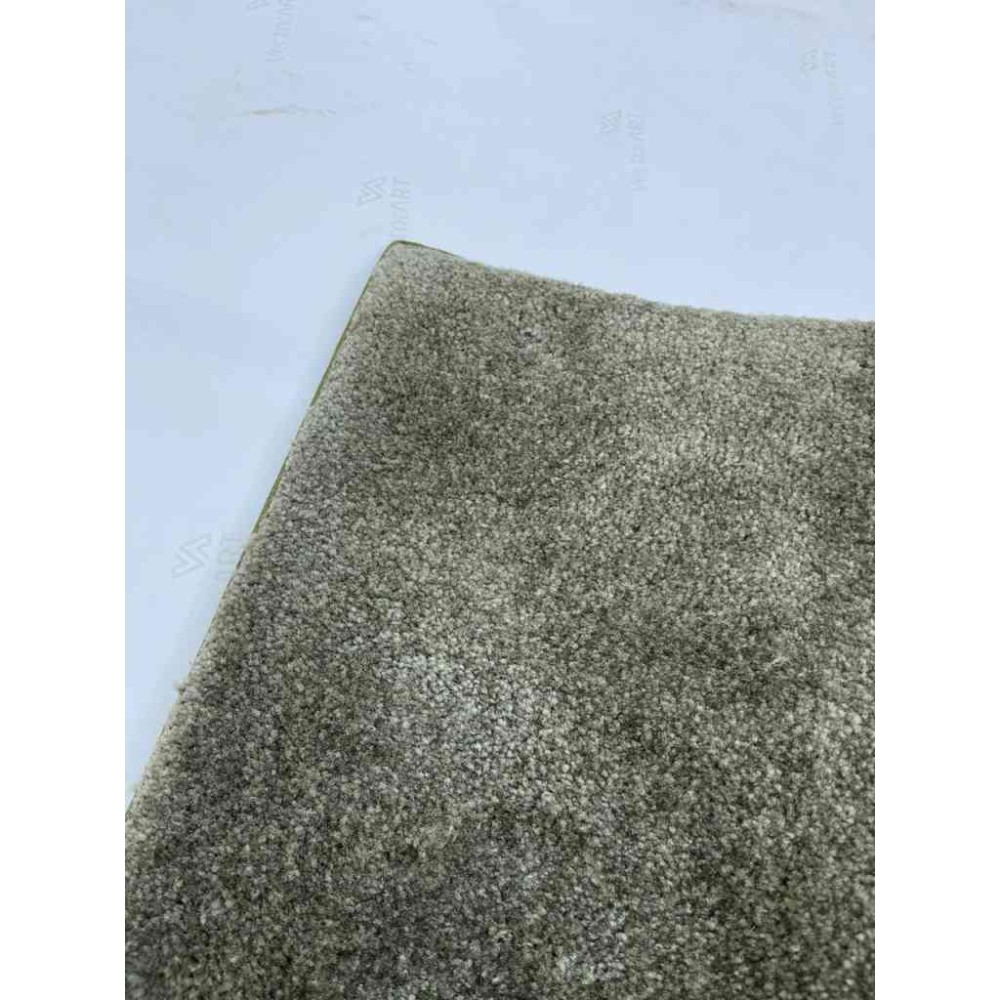 موكيت دايموند ساده سميك نوعيه ممتازه تناسب جميع الغرف لون اخضر فاتح N537