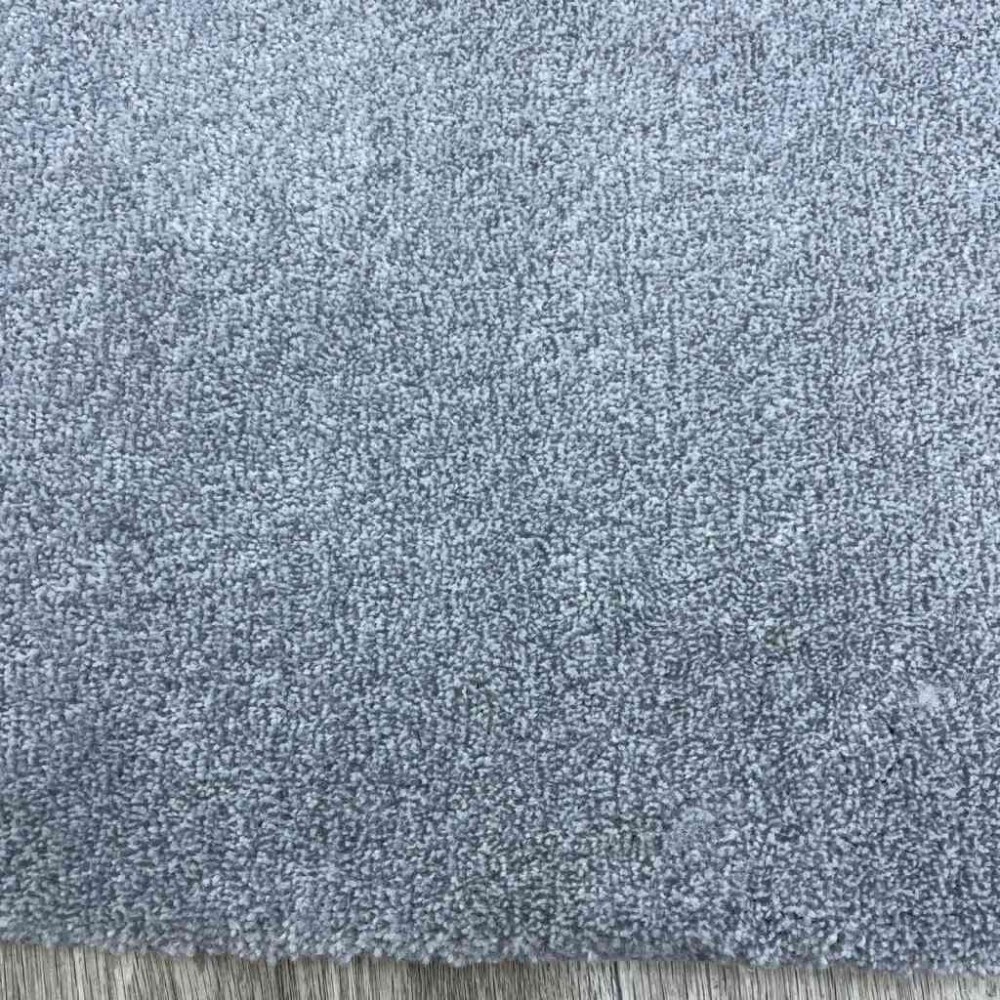 موكيت ساره ساده 19 رصاصي ينقاس بالمتر المربع 100*100