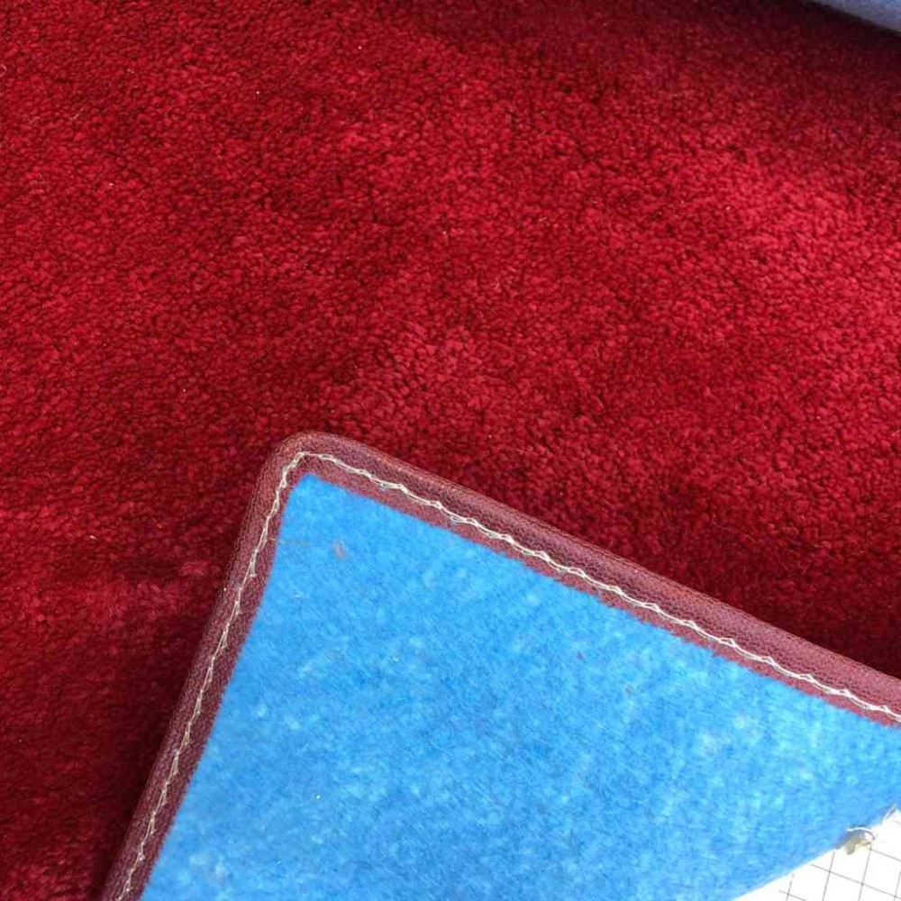 موكيت 40 ساده احمر