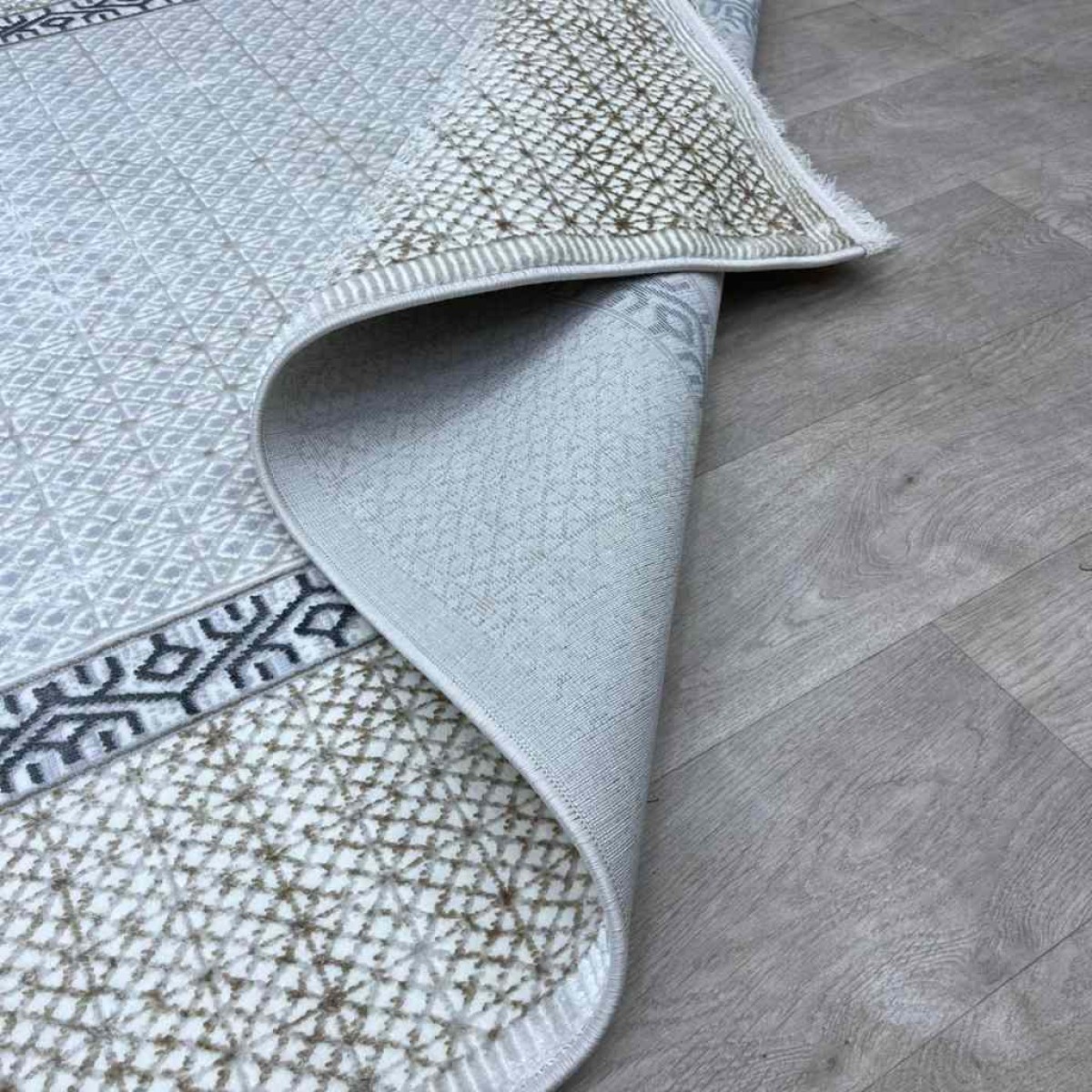 سجاد تركي رانا تركي 1102A كريم ازرق مقاس 250*350