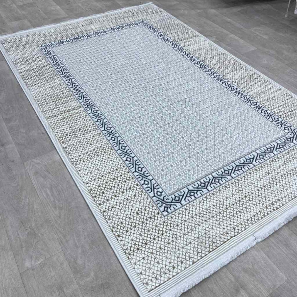 سجاد تركي رانا تركي 1102A كريم ازرق مقاس 250*350
