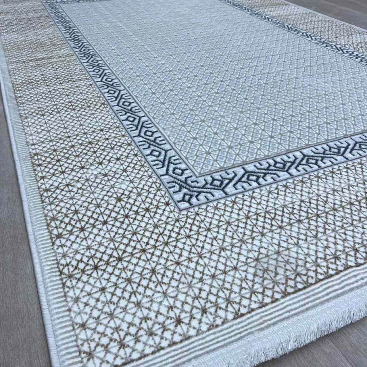 سجاد تركي رانا تركي 1102A كريم ازرق مقاس 250*350