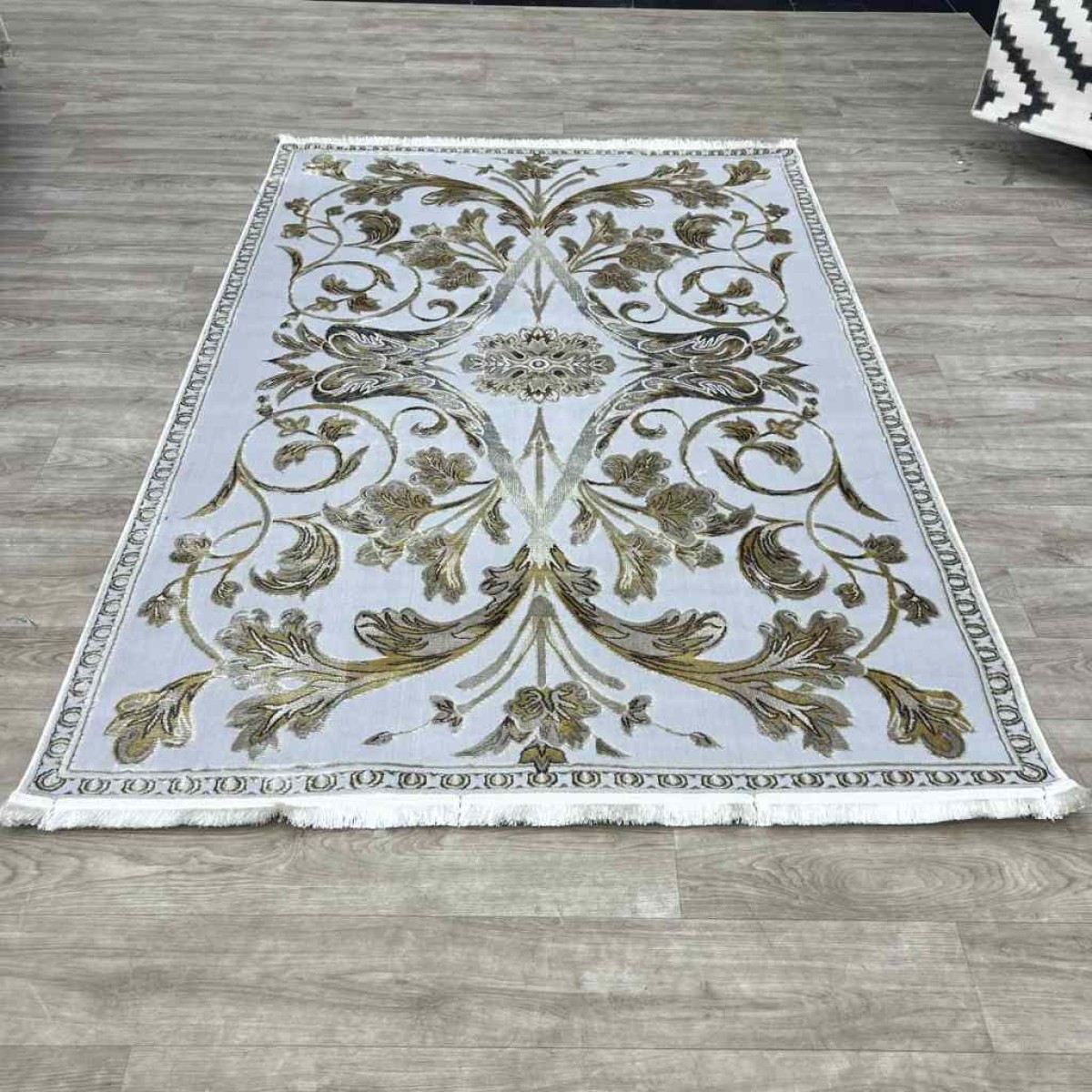 سجاد تركي اليزا نقش فرنسي تركي A6169A رصاصي ذهبي مقاس  50*80