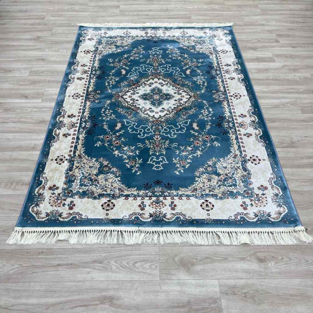 سجاد تركي سوبر اصفهان C709A لون سماوي مقاس 250*350