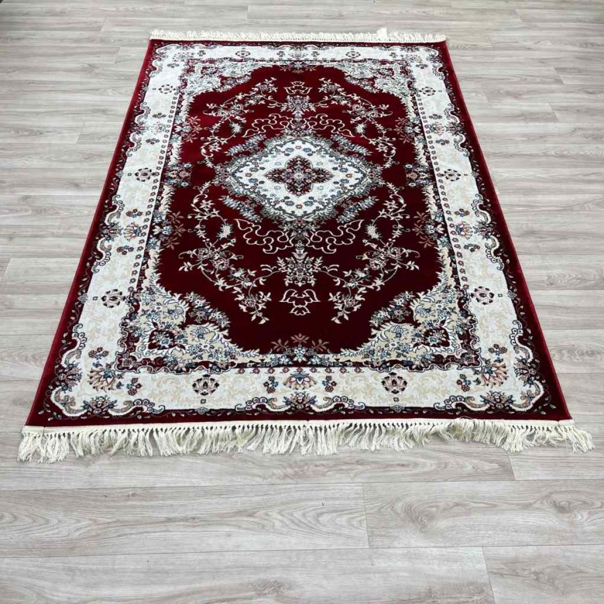 سجاد تركي سوبر اصفهان C709A لون احمر عنابي مقاس 400*400