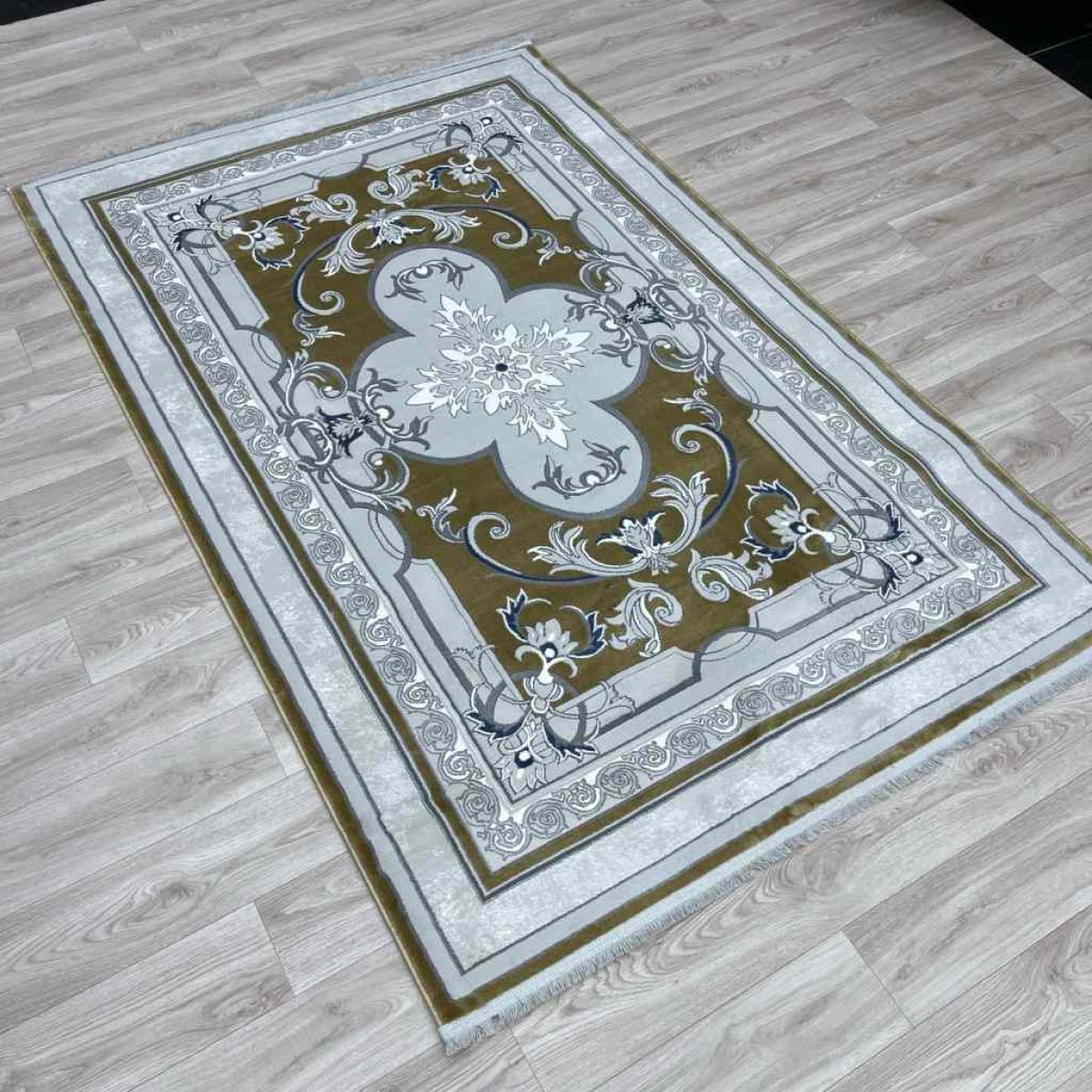 سجاد تركي سيرينتي نشقه ايراني 36235 ذهبي مقاس 300*400