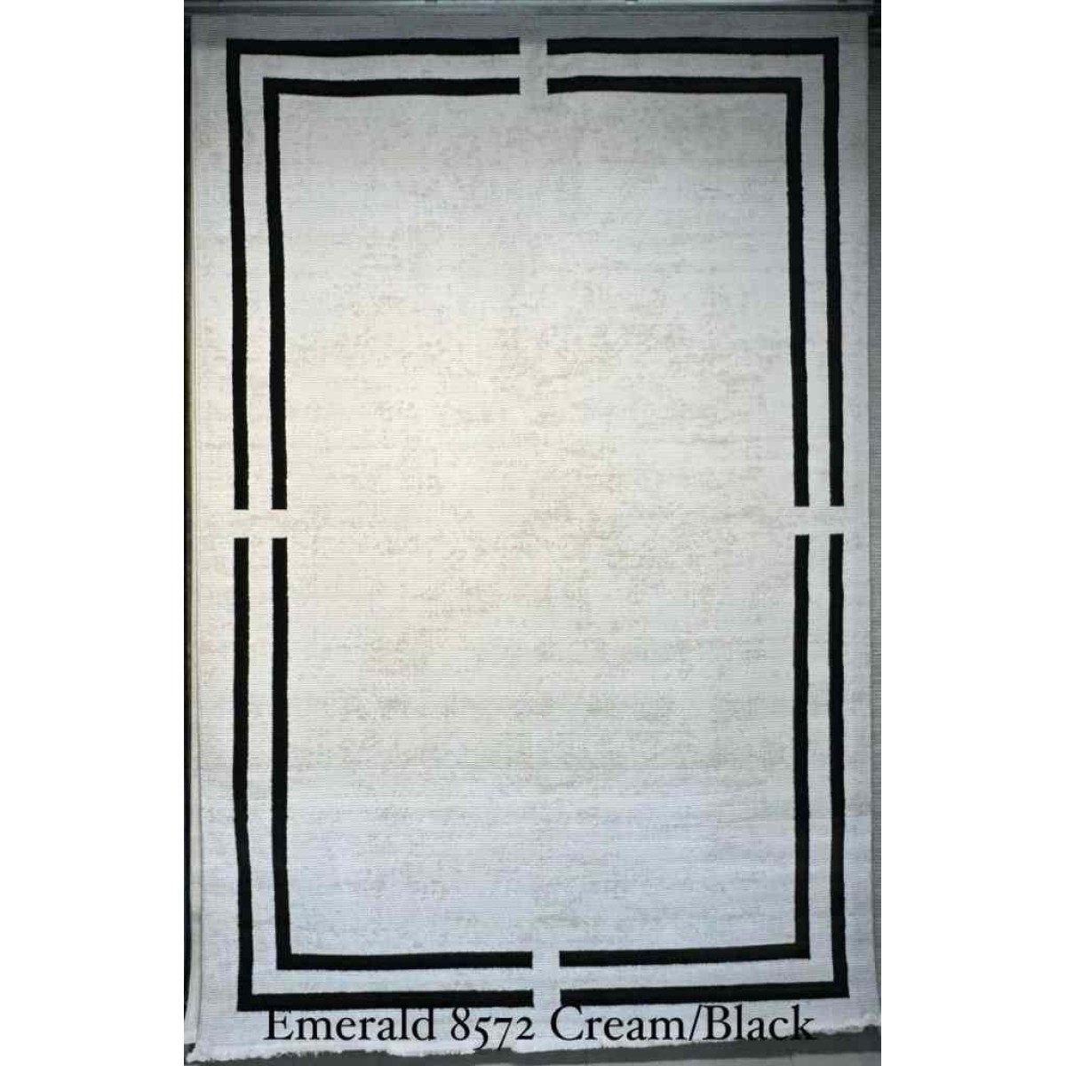 سجاد تركي اطار برواز الزمرد 8572 كريم اسود مقاس 150*230