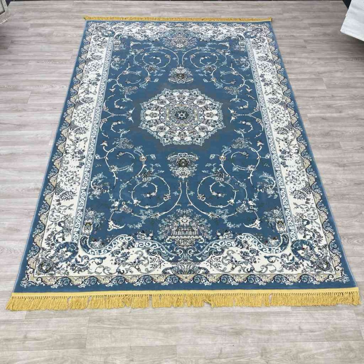 سجاد تركي تبريز كلاسيك سميك ناعم 2767B سماوي عنابي مقاس 500*700