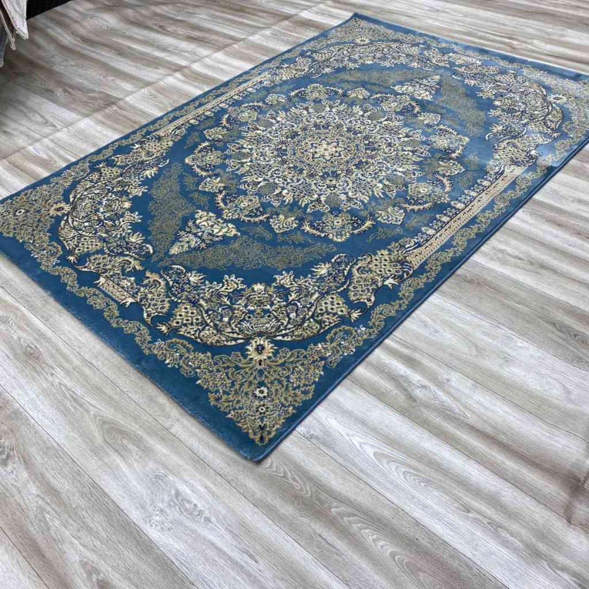 سجاد كلاسيك شيراز AA326c سماوي 50*80 سجاد كلاسيك شيراز AA326c سماوي 50*80