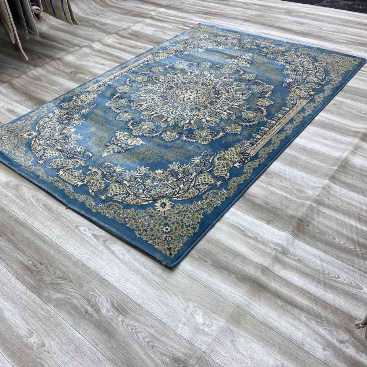 سجاد كلاسيك شيراز AA326c سماوي 50*80 سجاد كلاسيك شيراز AA326c سماوي 50*80