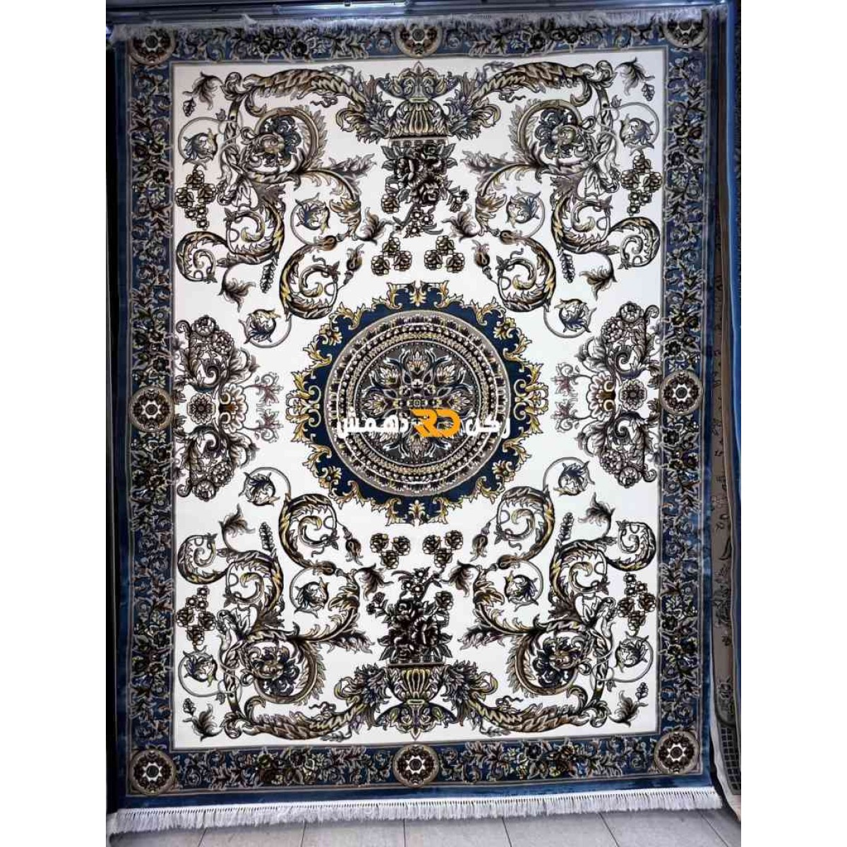 سجاد تركي طوكيو نقش ايراني B061B لون سماوي مقاس 50*80