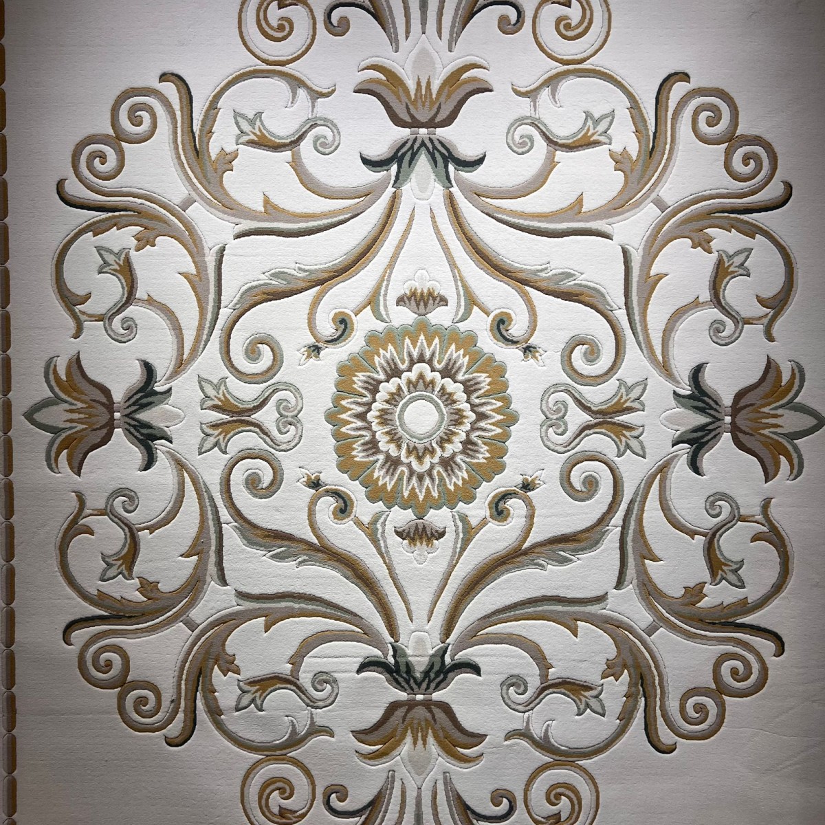 سجاد تركي ارجوان G0783B ابيض ذهبي مقاس 200*300
