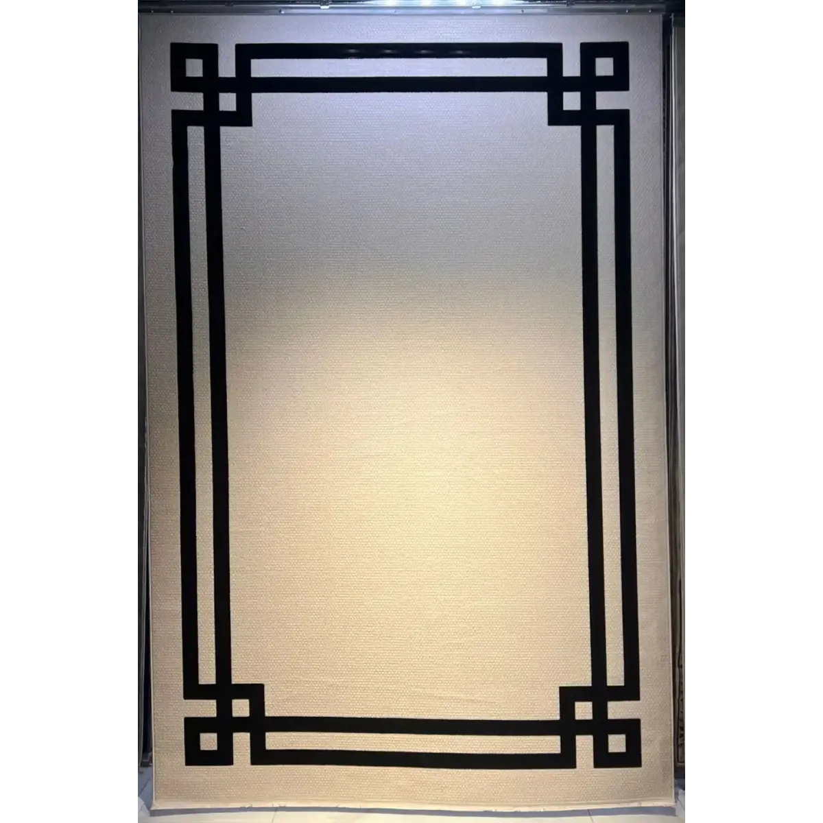 سجاد تركي اطار برواز فريم F494A كريم اسود مقاس 200*300