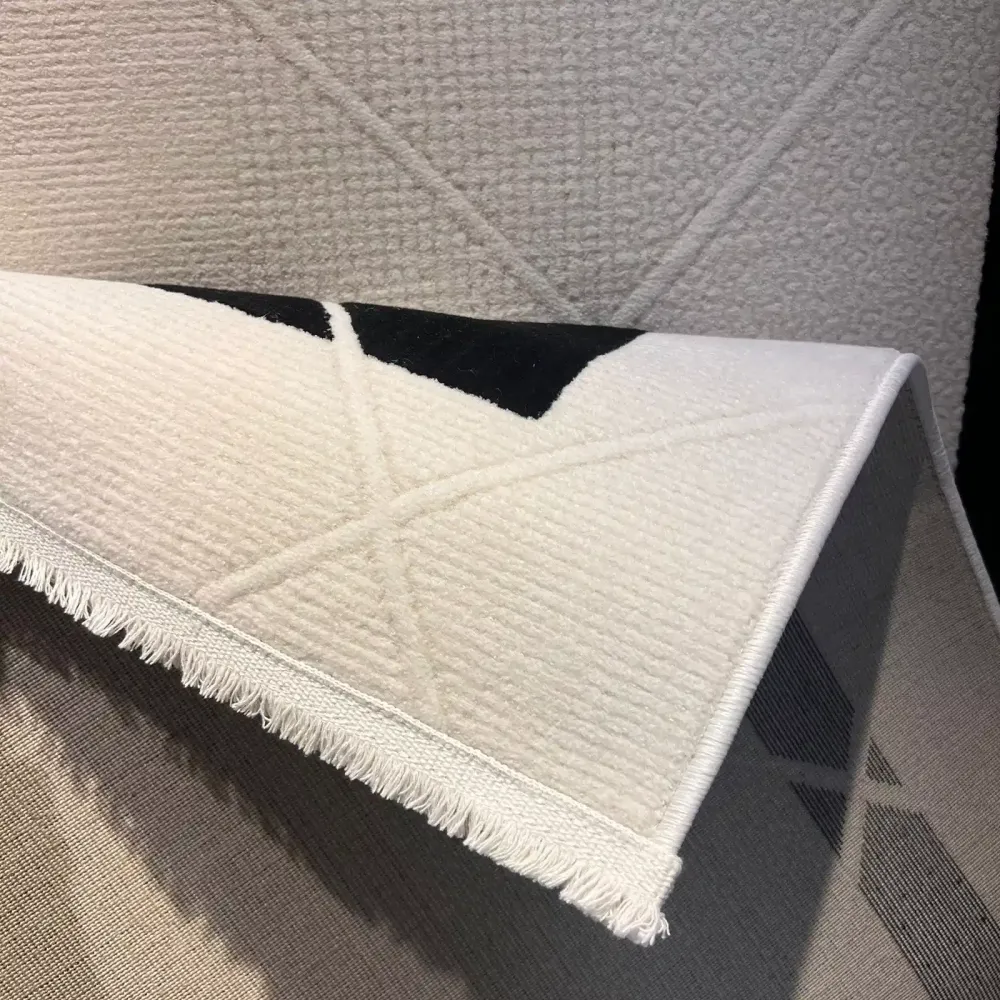 سجاد تركي اطار برواز فريم F495A كريم اسود مقاس 300*400