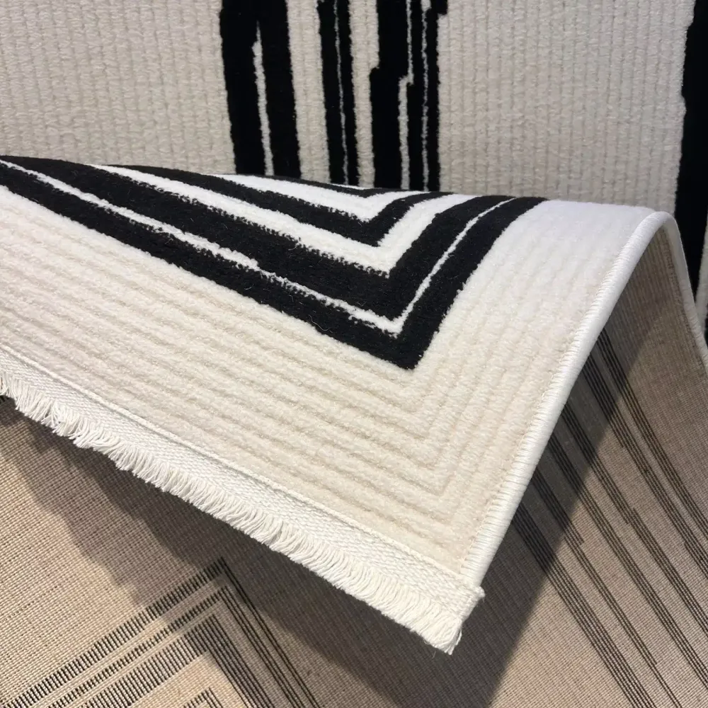 سجاد تركي اطار برواز فريم F499A كريم اسود مقاس 300*400