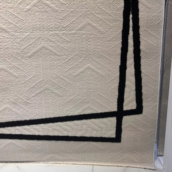 سجاد تركي اطار برواز فريم F602A كريم اسود مقاس 200*300