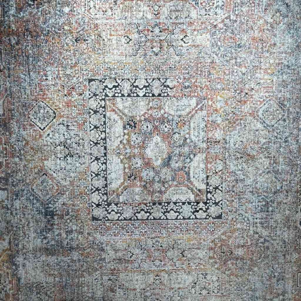 سجاد تركي هانوفر B595B رصاصي فاتح مولتي روز مقاس 150*220