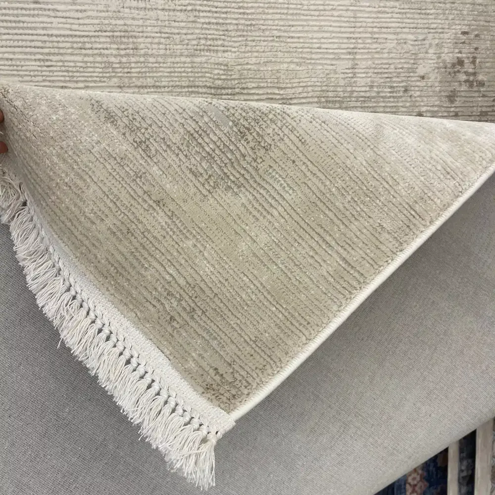 سجاد تركي مودرن لافيش 37842A كريم بيج مقاس 50*80