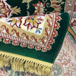 سجاد تركي لمار اخضر غامق سجاد تركي لمار اخضر غامق