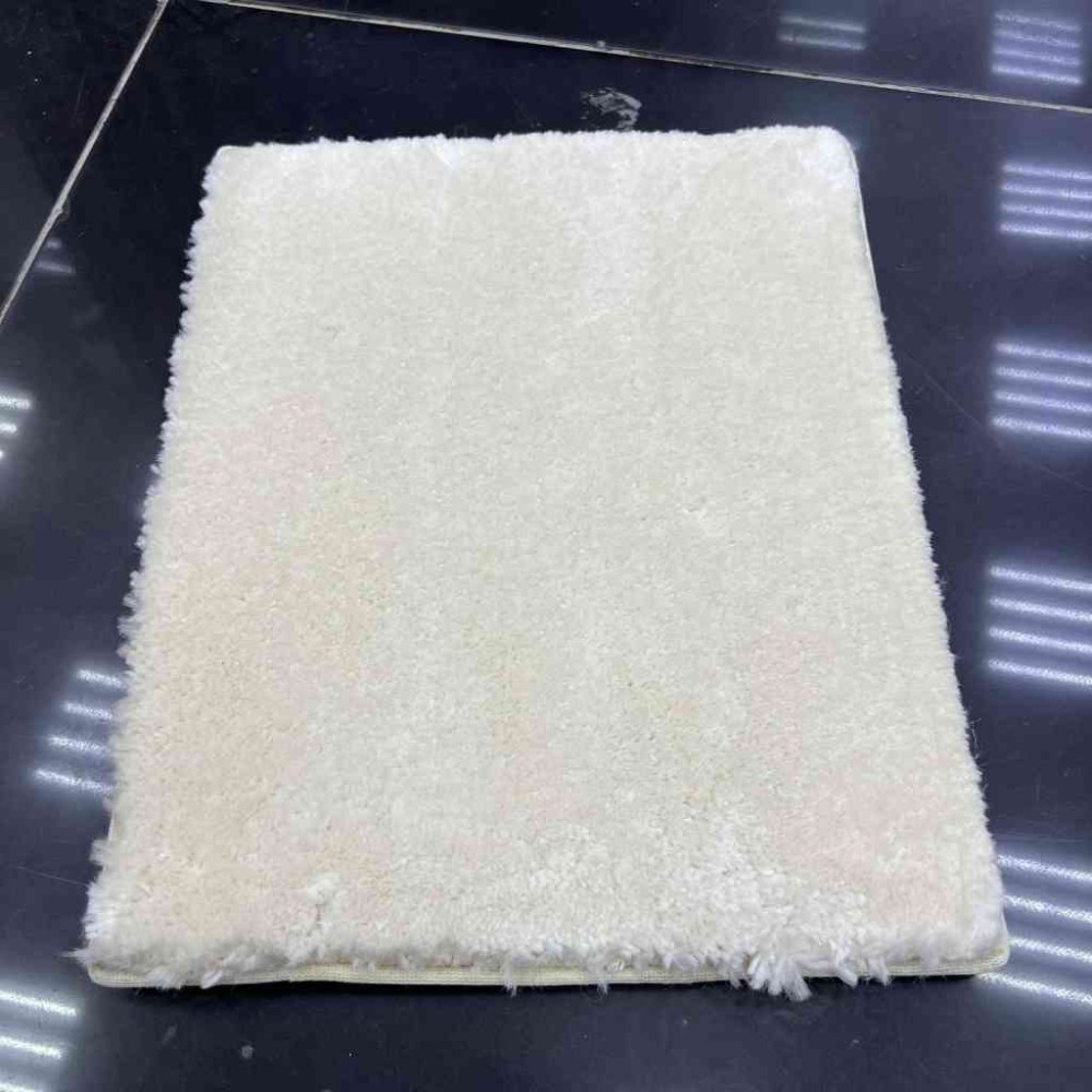 موكيت ساده ماس اللون 27 سميك موكيت ساده ماس اللون 27 سميك