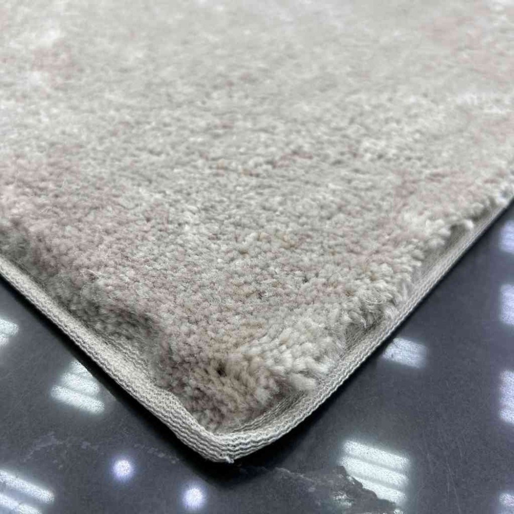 موكيت ساده ماس اللون 25 سميك موكيت ساده ماس اللون 25 سميك