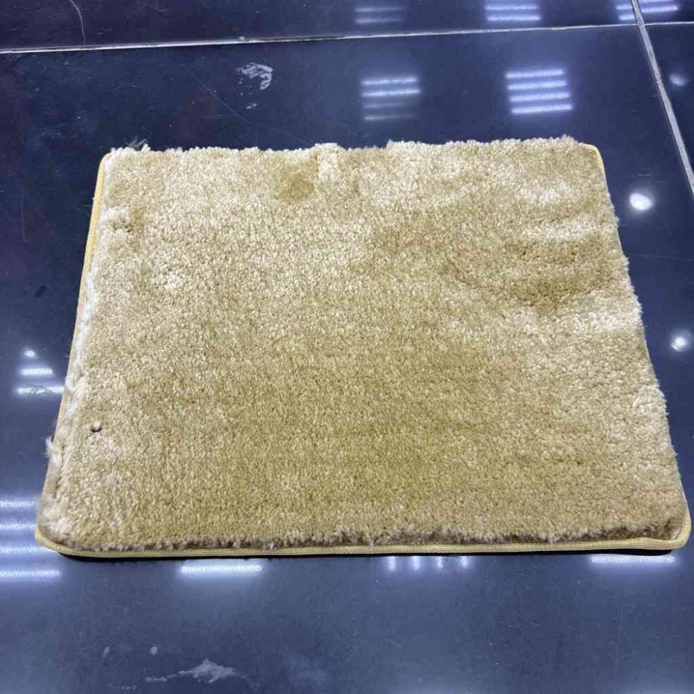 موكيت ساده ماس اللون 21 ذهبي سميك موكيت ساده ماس اللون 21 ذهبي سميك