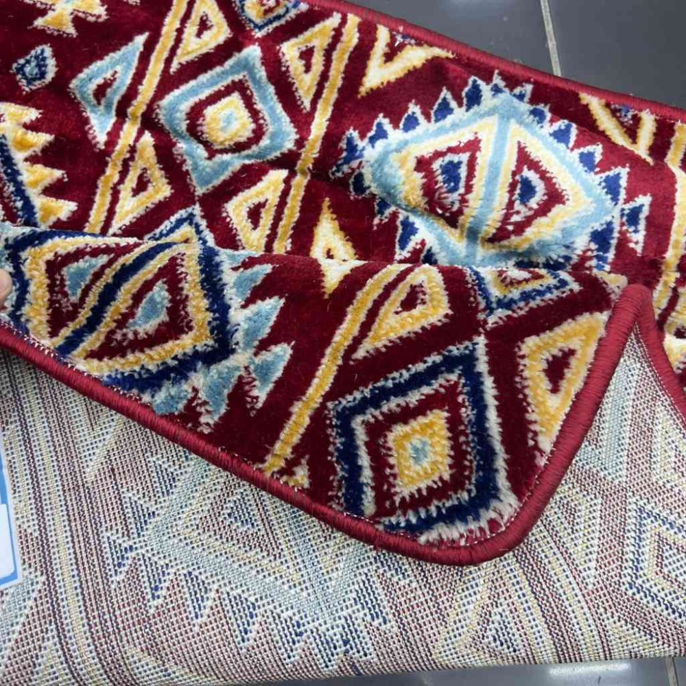 موكيت سدو الوشم احمر S167 تراثي ابو طير موكيت سدو الوشم احمر S167 تراثي ابو طير