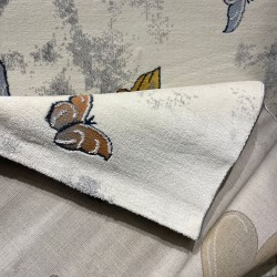 سجاد تركي اطفال كيدز 40682A اللون ابيض رصاصي فاتح مقاس 300*400