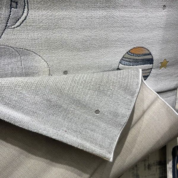 سجاد تركي اطفال كيدز 40683A اللون ابيض رصاصي فاتح مقاس 120*170