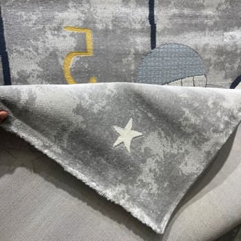 سجاد تركي اطفال كيدز 40684A اللون ابيض رصاصي فاتح مقاس 300*400