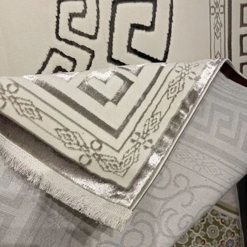 سجاد تركي هيلتون 9668A بيج مقاس 400*600