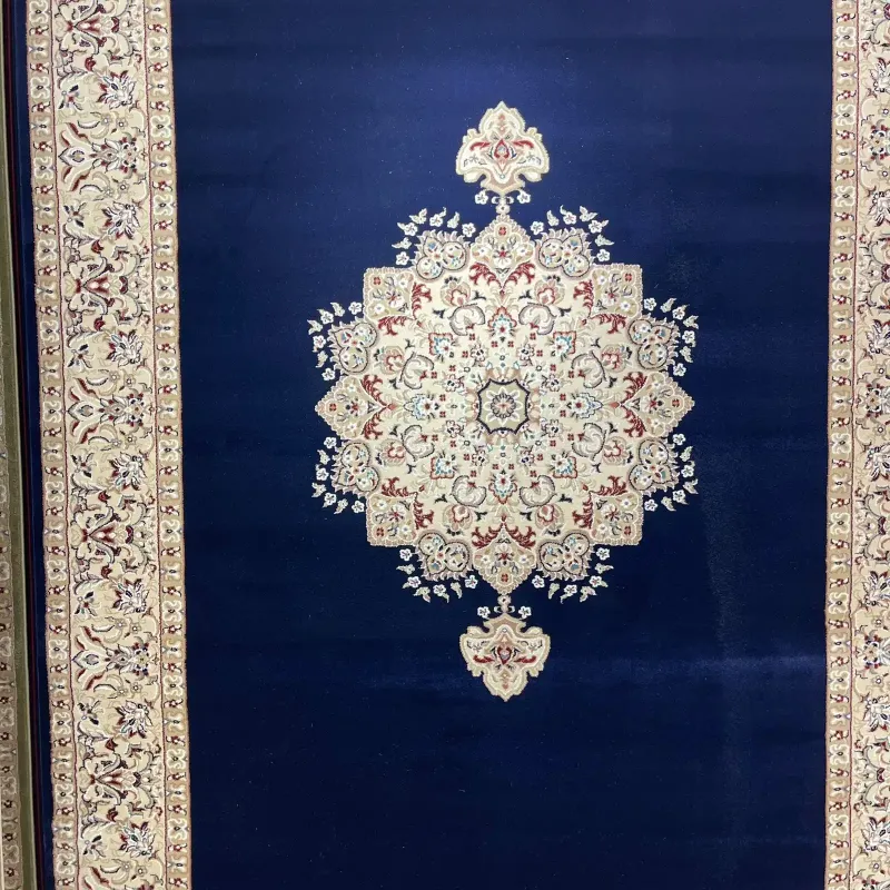 سجاد اصفهان تركي كلاسيك E506B كحلي مقاس 400*600 - اصفهان سجاد تركي كلاسيك