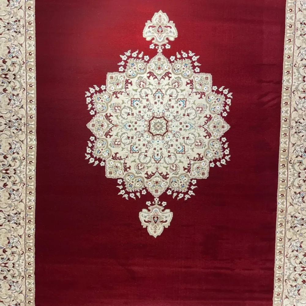 سجاد اصفهان تركي كلاسيك E506B احمر مقاس 200*300 - اصفهان سجاد تركي كلاسيك
