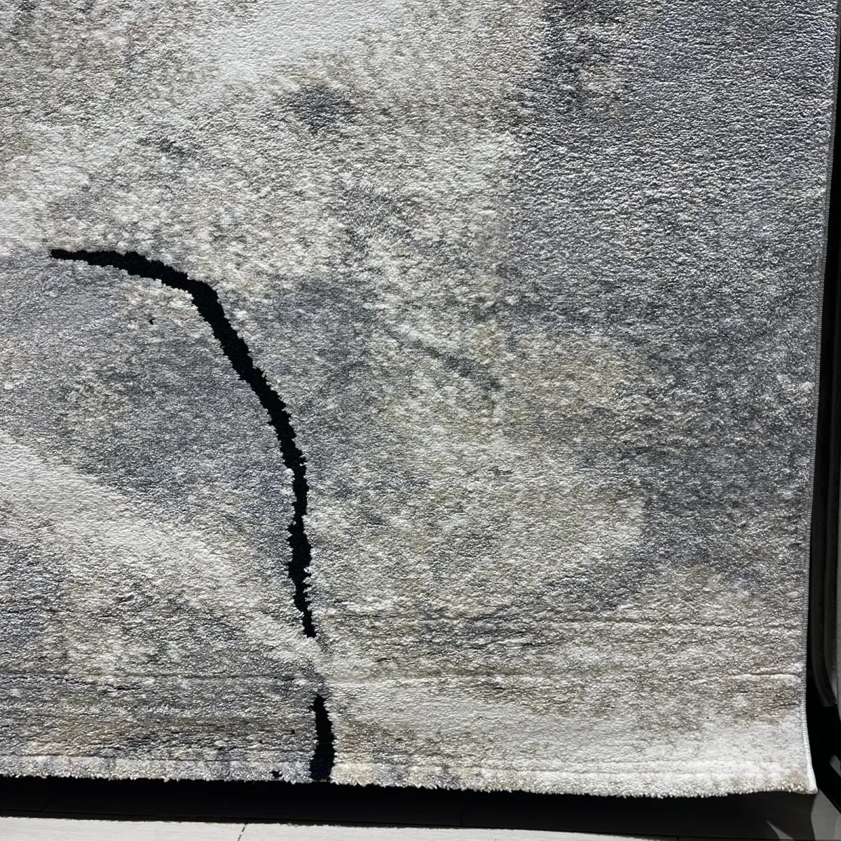 سجاد اوبرا تركي HD24A ابيض رصاصي غامق مقاس 50*80 سجاد اوبرا تركي HD24A ابيض رصاصي غامق مقاس 50*80 - سجاد مودرن
