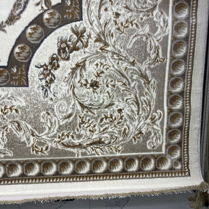 سجاد تركي تبريز كلاسيك سميك 43450F كريم مقاس 500*700