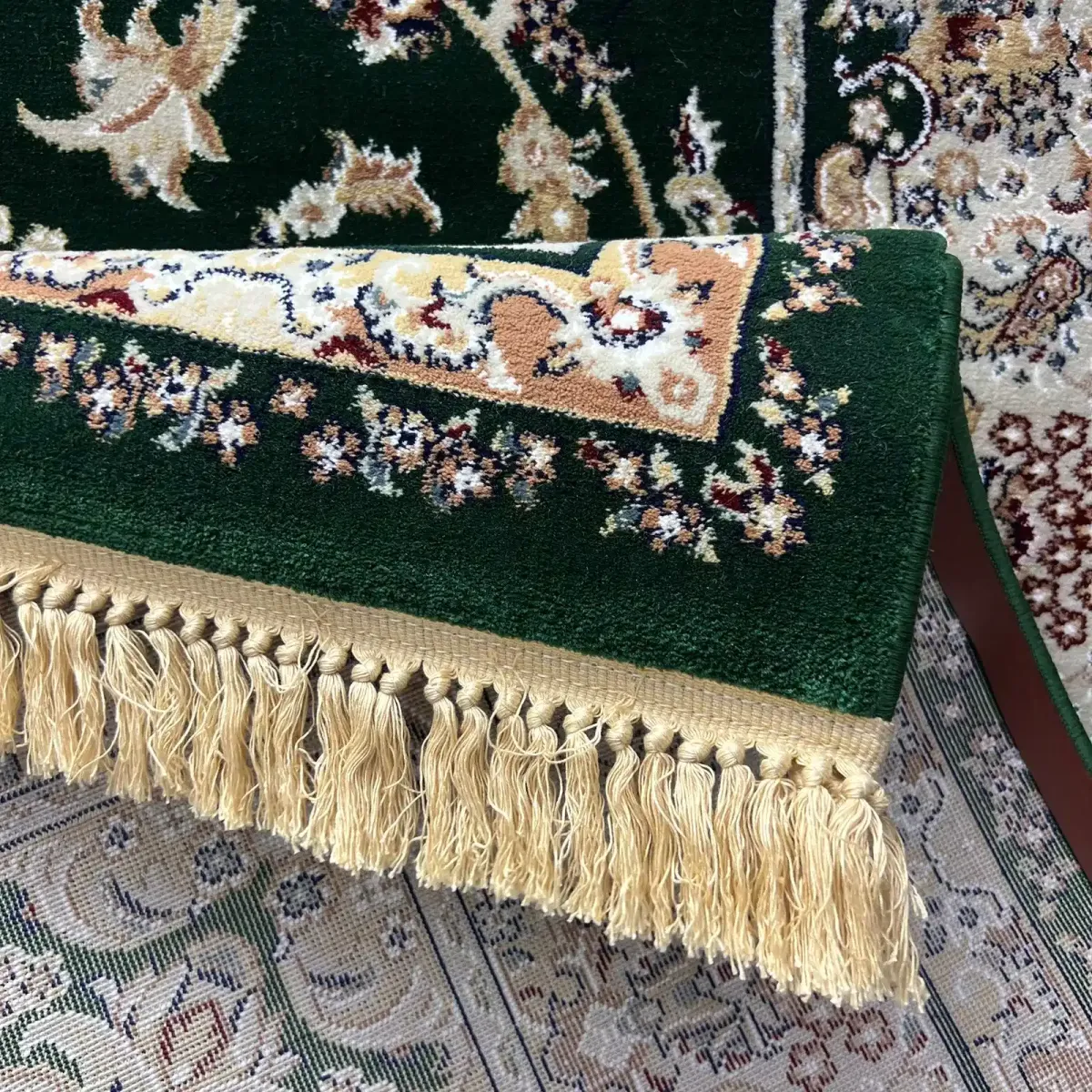 سجاد تركي مرسيليا 2799A كلاسيك مظغوط فاخر اخضر زيتي مقاس 300*500