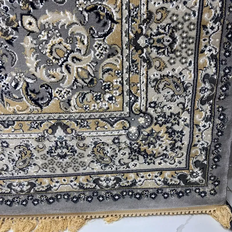 سجاد تركي مرسيليا 2799A كلاسيك مظغوط فاخر رصاصي فاتح مقاس 250*350