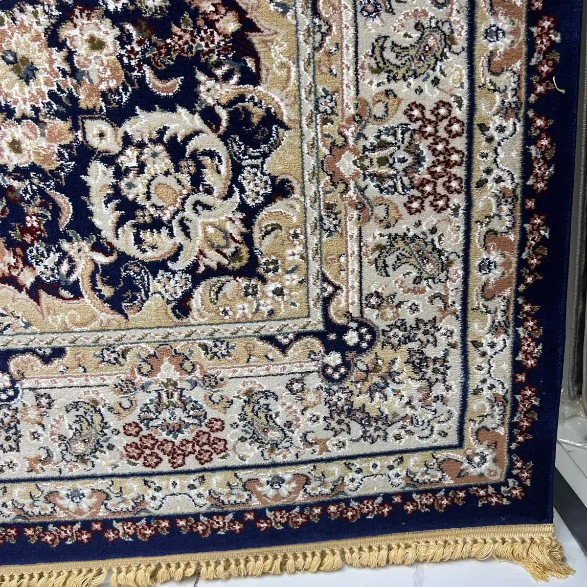 سجاد تركي مرسيليا 2799A كلاسيك مظغوط فاخر كحلي مقاس 400*600